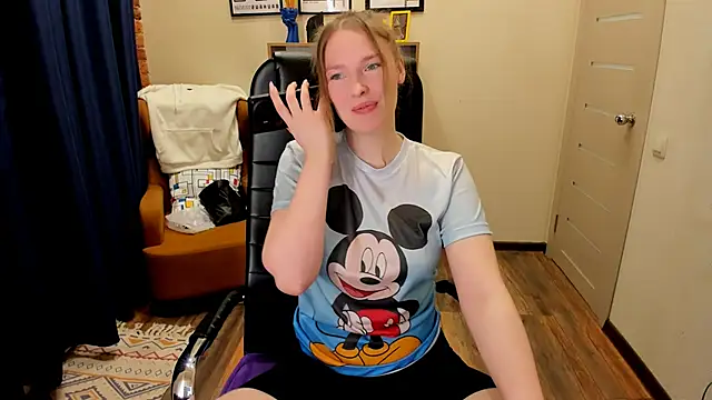  fiona Love online show from 02-12-26, 08:26