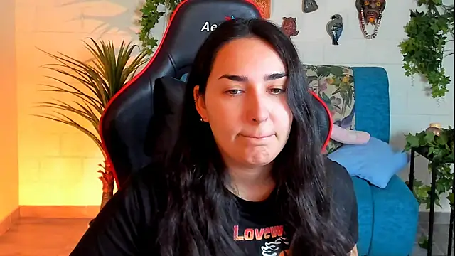 CeceliaJohnson online show from 01-31-25, 08:11