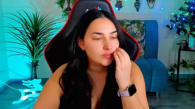 CeceliaJohnson online show from 12-17-25, 08:09