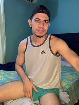 Snapshot of steven_clain chatting on 03-05-25, 01:17 steven clain online show from 03-05-25, 01:17