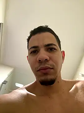 Snapshot of steven_clain chatting on 09-28-25, 10:37 steven clain online show from 09-28-25, 10:37