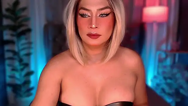 QUEEN GIAMOORE69 online show from 02-13-26, 09:44