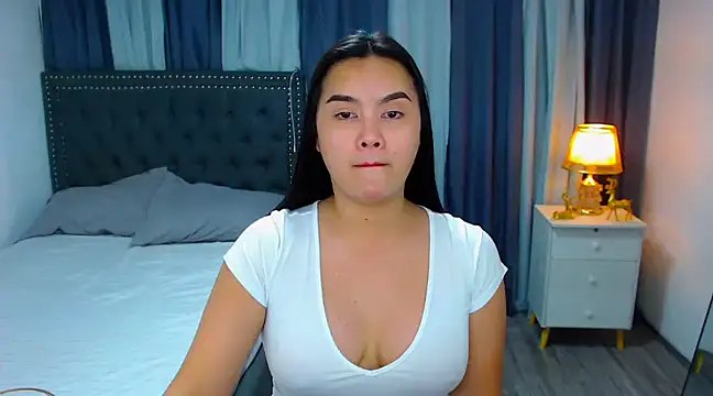 Snapshot of cyberanita chatting on 01-11-25, 06:14 cyberanita online show from 01-11-25, 06:14