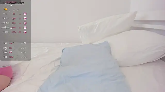 Snapshot of _Snorkmaiden_ chatting on 09-23-25, 11:02 Snorkmaiden online show from 09-23-25, 11:02