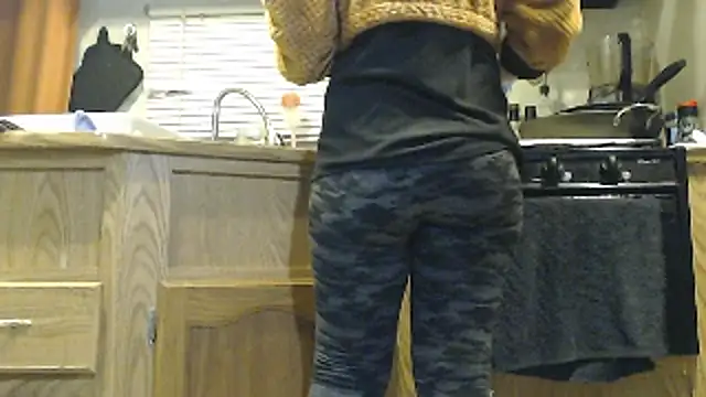 sexyinpantyhose online show from 01-05-25, 07:07