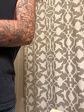 Snapshot of Mackwood89 chatting on 12-06-24, 06:37 Mackwood89 online show from 12-06-24, 06:37