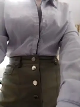 baby sweet girl  online show from 03-13-26, 10:16