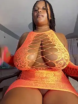 Snapshot of Hyra_Ari chatting on 01-29-25, 09:12 Hyra Ari online show from 01-29-25, 09:12