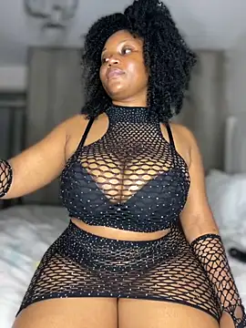 Snapshot of Hyra_Ari chatting on 09-24-25, 11:08 Hyra Ari online show from 09-24-25, 11:08