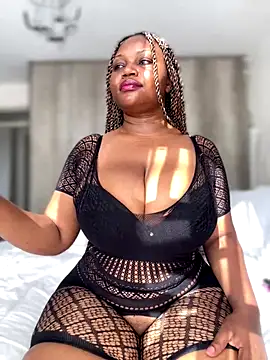 Snapshot of Hyra_Ari chatting on 10-01-25, 01:06 Hyra Ari online show from 10-01-25, 01:06