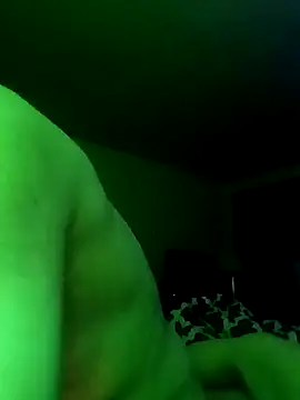 Snapshot of Cokk-N-Sczuckyr chatting on 01-19-25, 10:06 Cokk-N-Sczuckyr online show from 01-19-25, 10:06