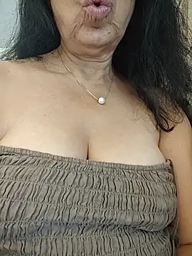 Susannemilf online show from 02-27-26, 08:47