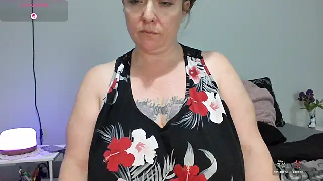 julimonroe online show from 02-21-26, 02:34