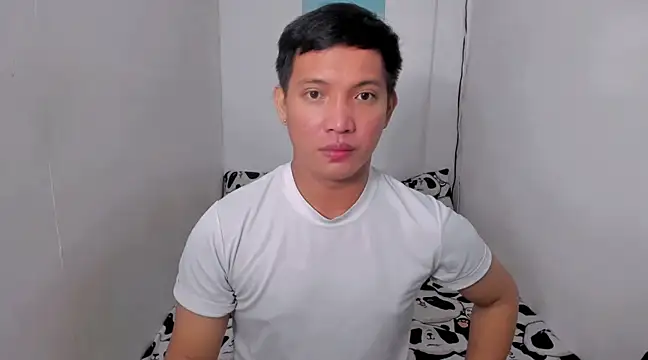 xSebastian19 online show from 12-19-24, 11:25