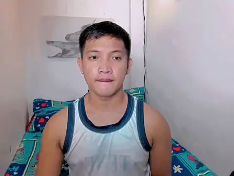 xSebastian19 online show from 10-16-25, 04:08