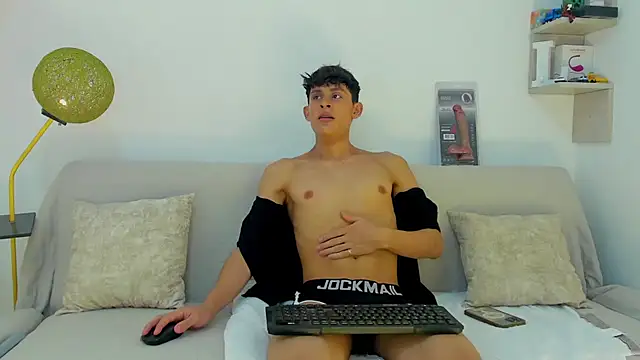 logan thomas online show from 12-21-25, 08:05