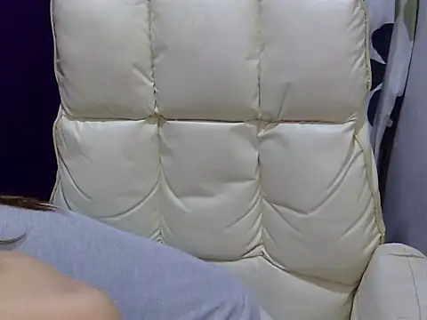 Snapshot of ___zurIII09_ chatting on 06-13-26, 09:51 zurIII09 online show from 06-13-26, 09:51