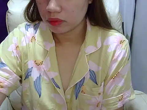 Snapshot of ___zurIII09_ chatting on 07-12-26, 11:18 zurIII09 online show from 07-12-26, 11:18