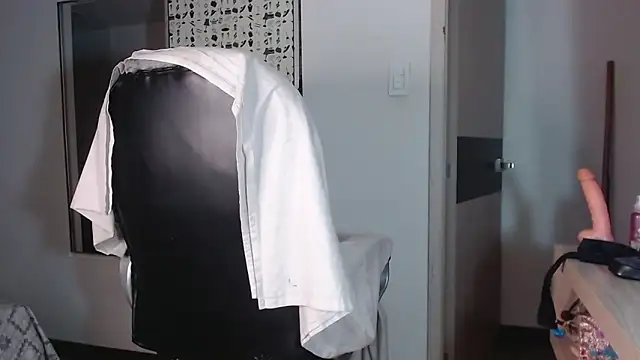 DanielaDuff online show from 02-23-25, 03:40