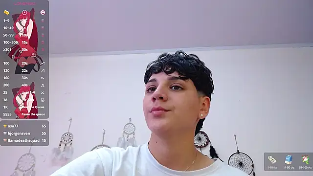 Snapshot of bad_giirl_ chatting on 12-13-24, 07:53 bad giirl online show from 12-13-24, 07:53