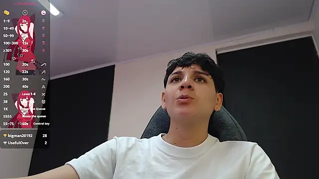 Snapshot of bad_giirl_ chatting on 12-26-24, 07:49 bad giirl online show from 12-26-24, 07:49