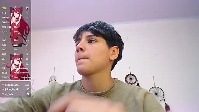 Snapshot of bad_giirl_ chatting on 02-25-25, 09:13 bad giirl online show from 02-25-25, 09:13