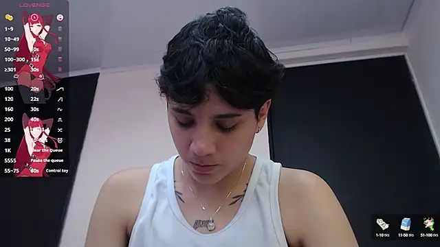 Snapshot of bad_giirl_ chatting on 02-28-25, 06:41 bad giirl online show from 02-28-25, 06:41