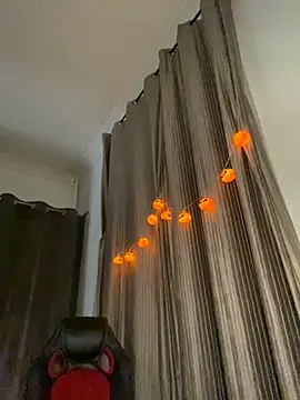 Snapshot of nenalayla chatting on 10-02-25, 01:29 nenalayla online show from 10-02-25, 01:29