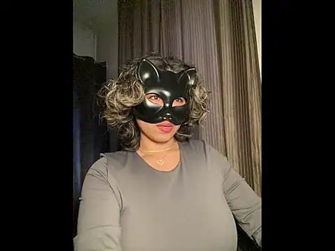 nenalayla online show from 03-19-26, 04:44