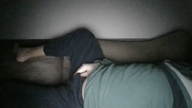 Snapshot of Anderrust chatting on 02-25-25, 11:22 Anderrust online show from 02-25-25, 11:22