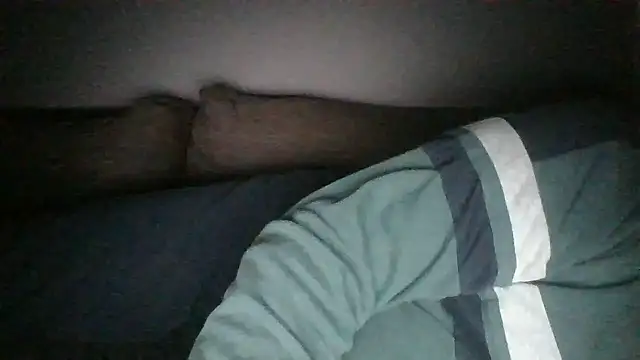 Snapshot of Anderrust chatting on 02-27-25, 11:04 Anderrust online show from 02-27-25, 11:04