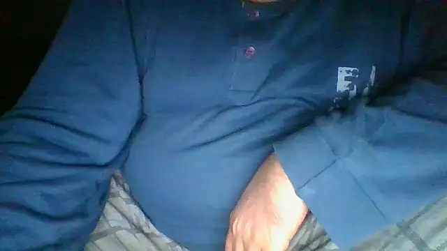 Snapshot of Anderrust chatting on 03-07-25, 02:25 Anderrust online show from 03-07-25, 02:25