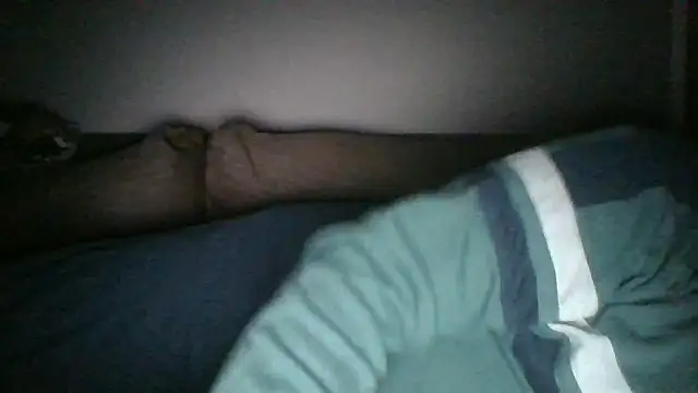 Snapshot of Anderrust chatting on 03-07-25, 09:06 Anderrust online show from 03-07-25, 09:06