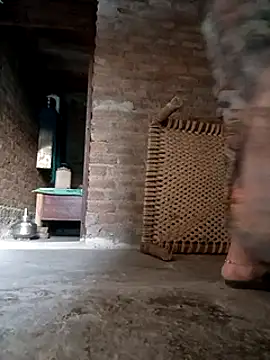 Snapshot of Lattika-Bhabhi chatting on 02-09-25, 03:56 Lattika-Bhabhi online show from 02-09-25, 03:56