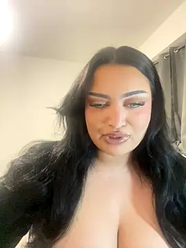 EmiliaPetrova online show from 10-18-25, 12:13