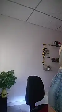 lorenitabella online show from 01-07-26, 08:00