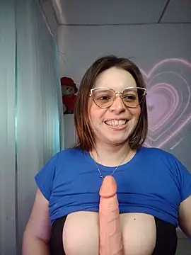 Snapshot of lorenitabella chatting on 06-20-26, 09:39 lorenitabella online show from 06-20-26, 09:39
