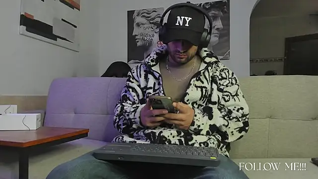 Davevilboy online show from 09-23-25, 01:47