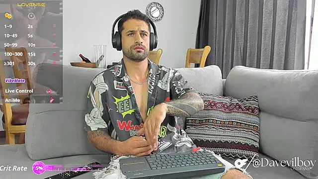 Davevilboy online show from 10-11-25, 02:59