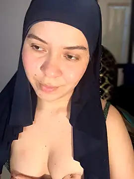 MatchedEyebrow online show from 03-25-26, 06:47