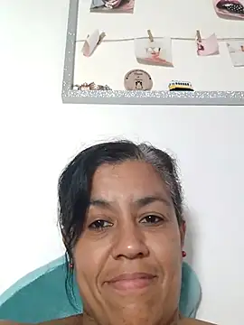 Snapshot of Molly_newman6 chatting on 06-15-26, 12:02 Molly newman6 online show from 06-15-26, 12:02