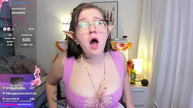 HunnyyLove online show from 02-28-25, 09:12