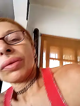 FrozenWaffle online show from 02-17-25, 08:36