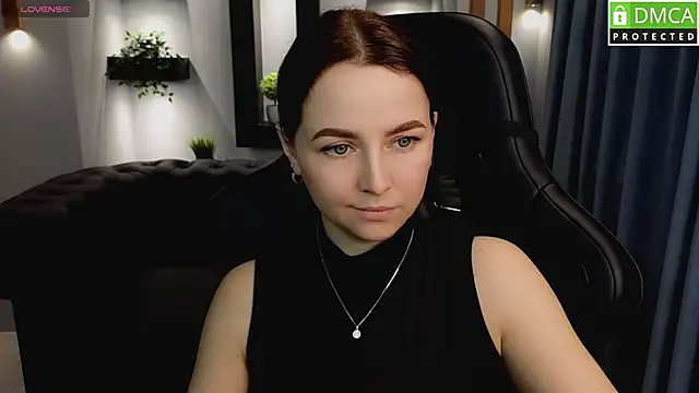 Snapshot of Mira_Mermayd chatting on 02-02-25, 07:09 Mira Mermayd online show from 02-02-25, 07:09