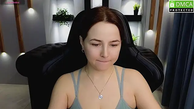 Snapshot of Mira_Mermayd chatting on 02-07-25, 11:45 Mira Mermayd online show from 02-07-25, 11:45