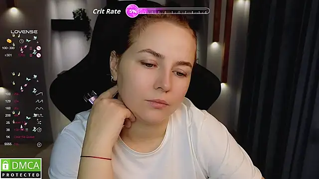 Snapshot of Mira_Mermayd chatting on 09-21-25, 12:23 Mira Mermayd online show from 09-21-25, 12:23