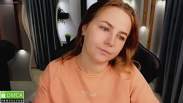 Snapshot of Mira_Mermayd chatting on 10-18-25, 01:08 Mira Mermayd online show from 10-18-25, 01:08