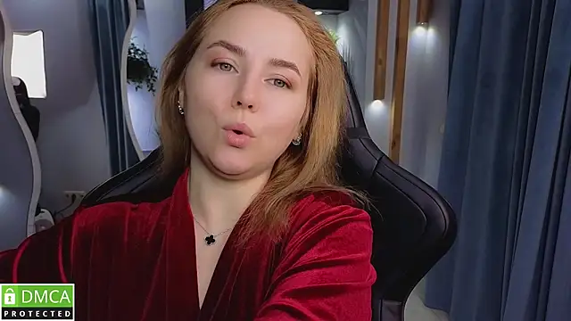 Snapshot of Mira_Mermayd chatting on 11-28-25, 01:08 Mira Mermayd online show from 11-28-25, 01:08