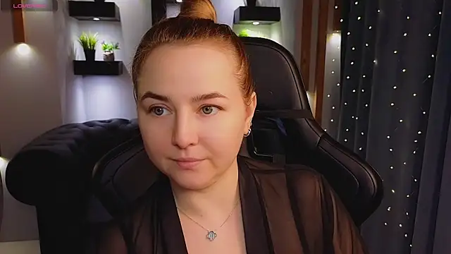 Snapshot of Mira_Mermayd chatting on 01-15-26, 08:19 Mira Mermayd online show from 01-15-26, 08:19