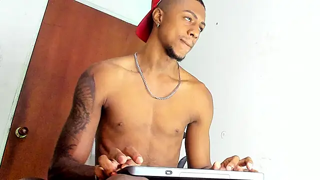 Snapshot of YeremiBrowm chatting on 01-28-25, 08:04 YeremiBrowm online show from 01-28-25, 08:04